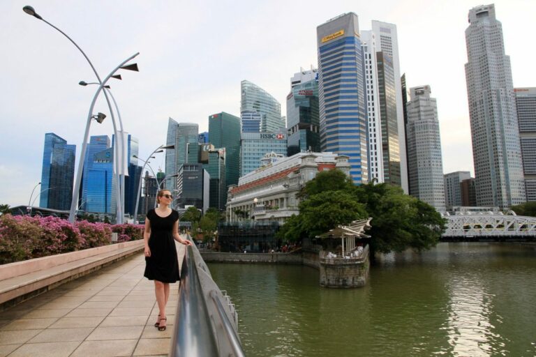 How to explore Singapore on a budget!