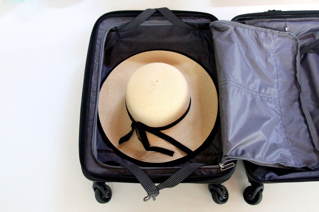 The best way to pack hats 
